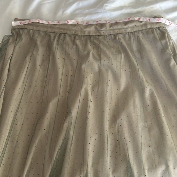 🐦‍⬛ H&M Tulle Swiss French Dot A-line midi Skirt size 12 - Picture 9 of 11